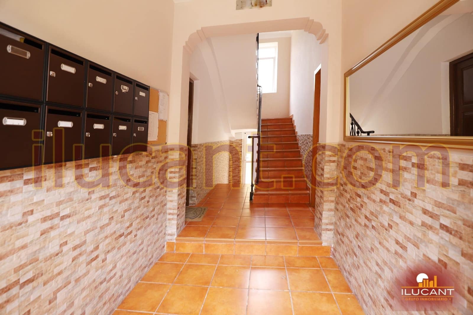 3 makuuhuone Asunto myytävänä paikassa Alicante kaupunki - 209 000 € (Ref: 9149173)