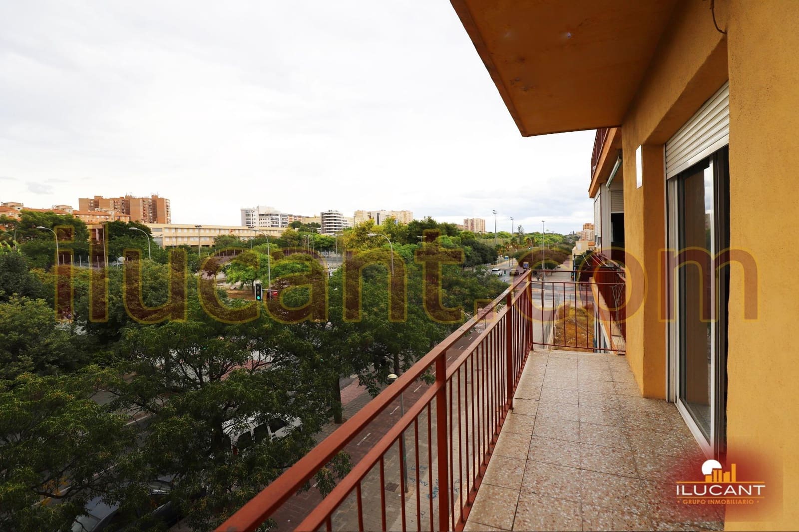 3 soverom Leilighet til salgs i Alicante by - € 129 500 (Ref: 9151851)