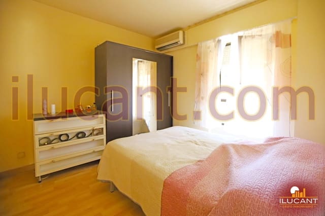 3 quarto Apartamento para venda em San Antón, Alicante cidade - 285 000 € (Ref: 9173392)