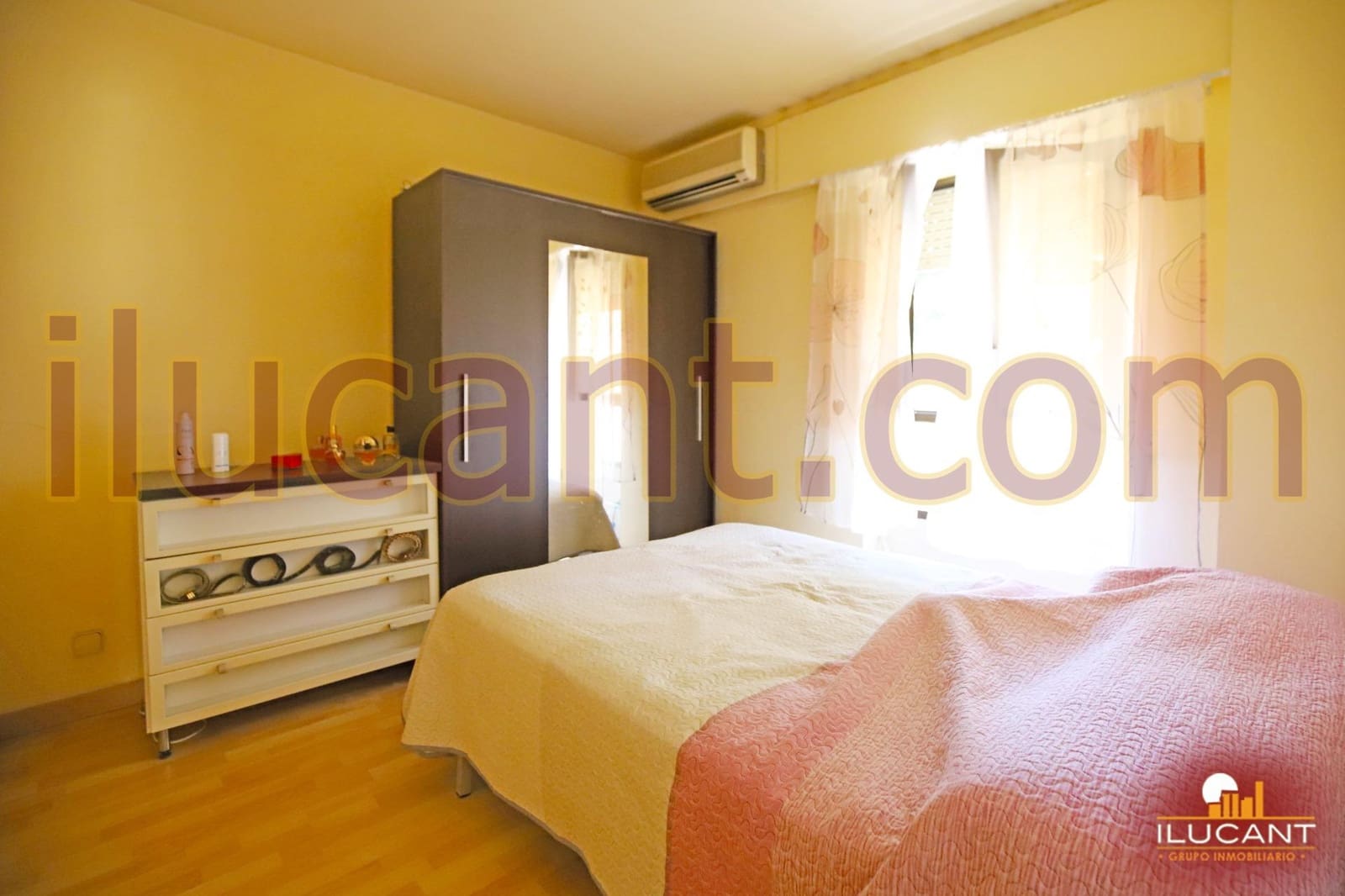 3 soveværelse Lejlighed til salg i Alicante by - € 285.000 (Ref: 9173392)