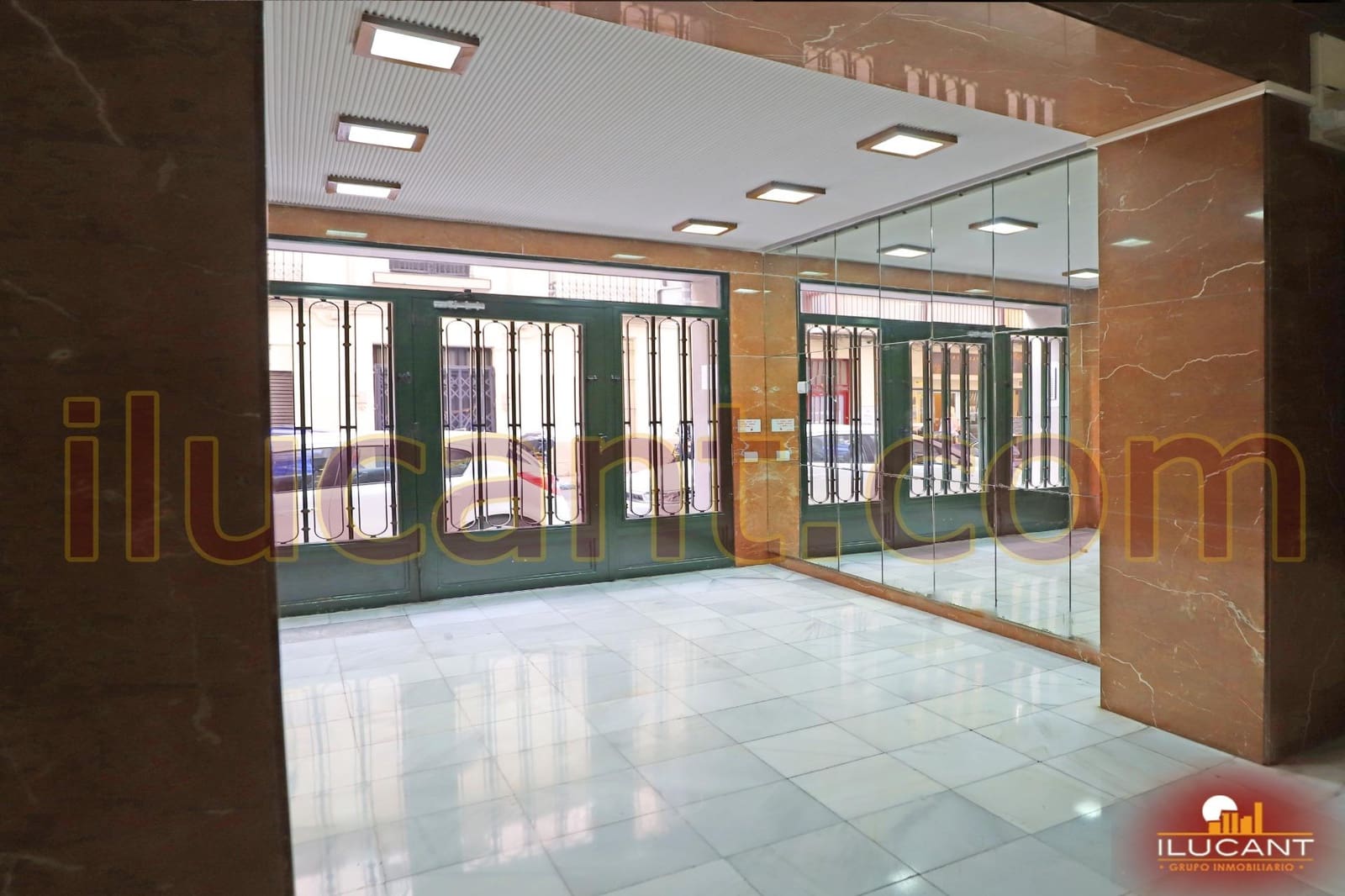 3 soveværelse Lejlighed til salg i Alicante by - € 260.000 (Ref: 9183601)