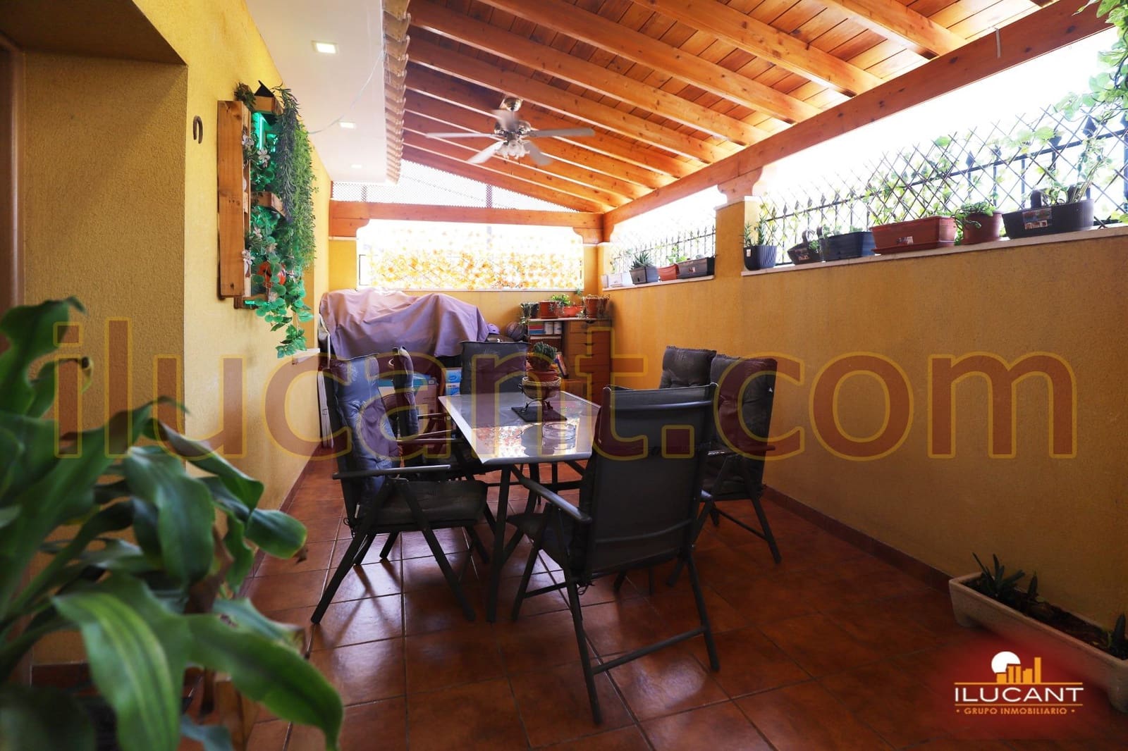 4 soverom Villa til salgs i Alicante by - € 405 000 (Ref: 9202379)