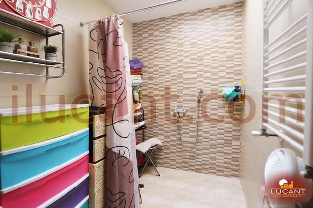 4 soverom Villa til salgs i Divina Pastora, Alicante by - € 405 000 (Ref: 9202379)