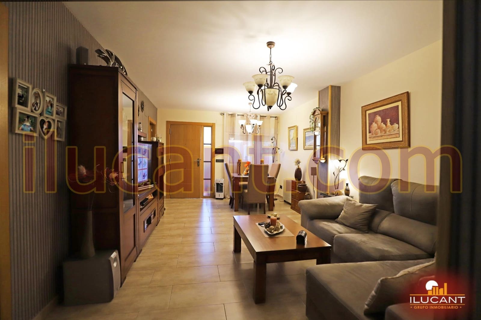 4 sovrum Villa till salu i Alicante stad - 405 000 € (Ref: 9202379)
