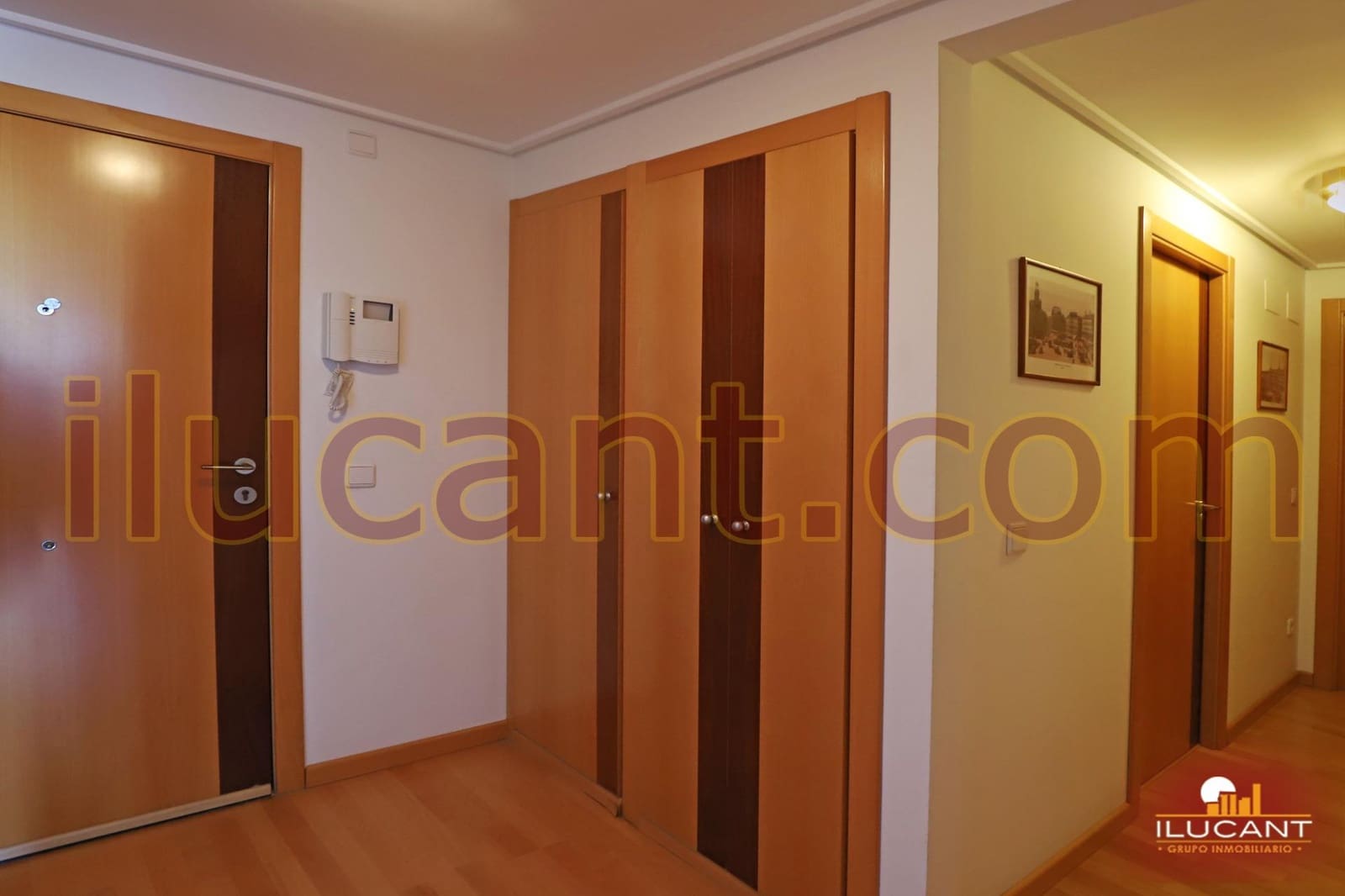 2 makuuhuone Asunto myytävänä paikassa Alicante kaupunki mukana uima-altaan 
autotalli - 399 000 € (Ref: 9215364)