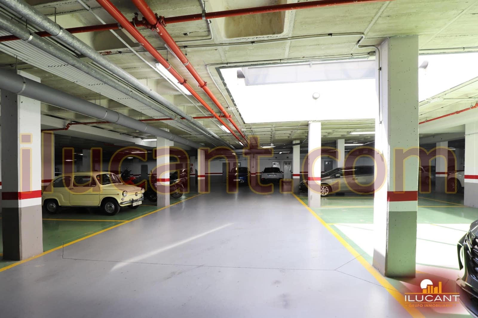 2 makuuhuone Asunto myytävänä paikassa Alicante kaupunki mukana uima-altaan 
autotalli - 399 000 € (Ref: 9215364)