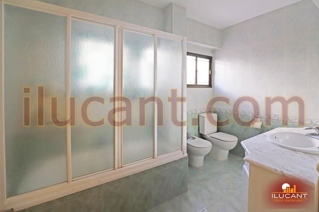 3 makuuhuone Asunto myytävänä paikassa Playa de Muchavista, El Campello - 309 000 € (Ref: 9232839)