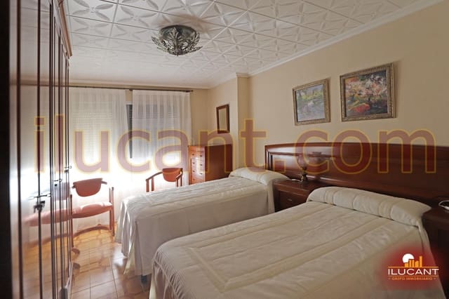 4 soveværelse Lejlighed til salg i San Blas, Alicante by - € 206.000 (Ref: 9334888)