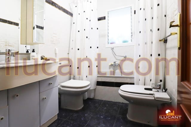 4 soveværelse Lejlighed til salg i San Blas, Alicante by - € 206.000 (Ref: 9334888)