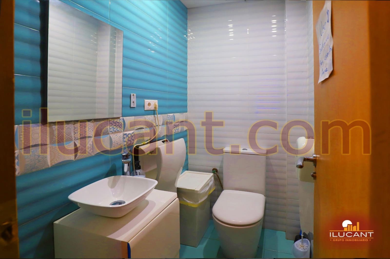 Bedrijf te koop in Playa de San Juan - € 350.000 (Ref: 9355796)