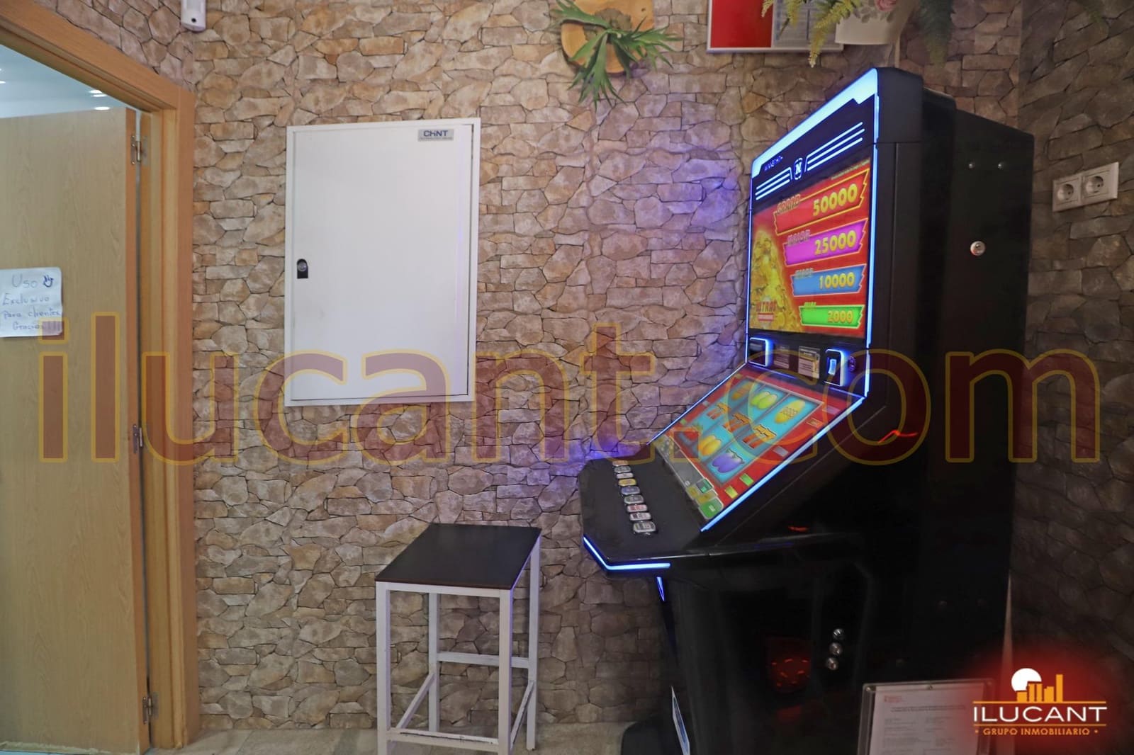 Bedrijf te koop in Playa de San Juan - € 350.000 (Ref: 9355796)