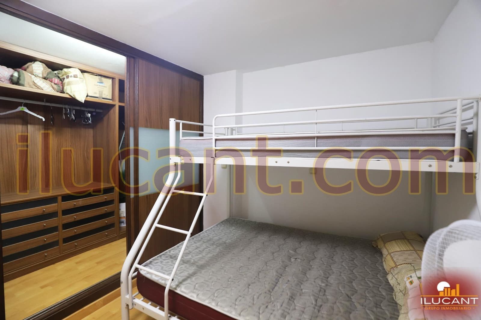 2 soverom Leilighet til salgs i Alicante by - € 250 000 (Ref: 9367444)