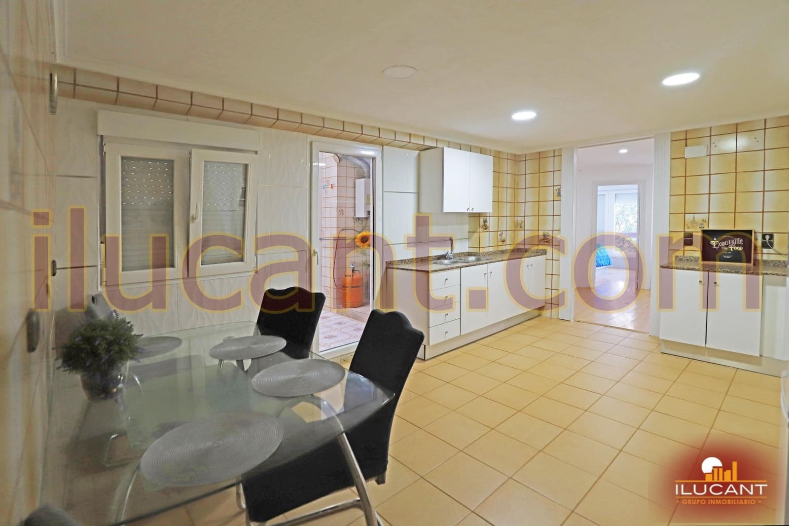 2 soverom Leilighet til salgs i Alicante by - € 250 000 (Ref: 9367444)