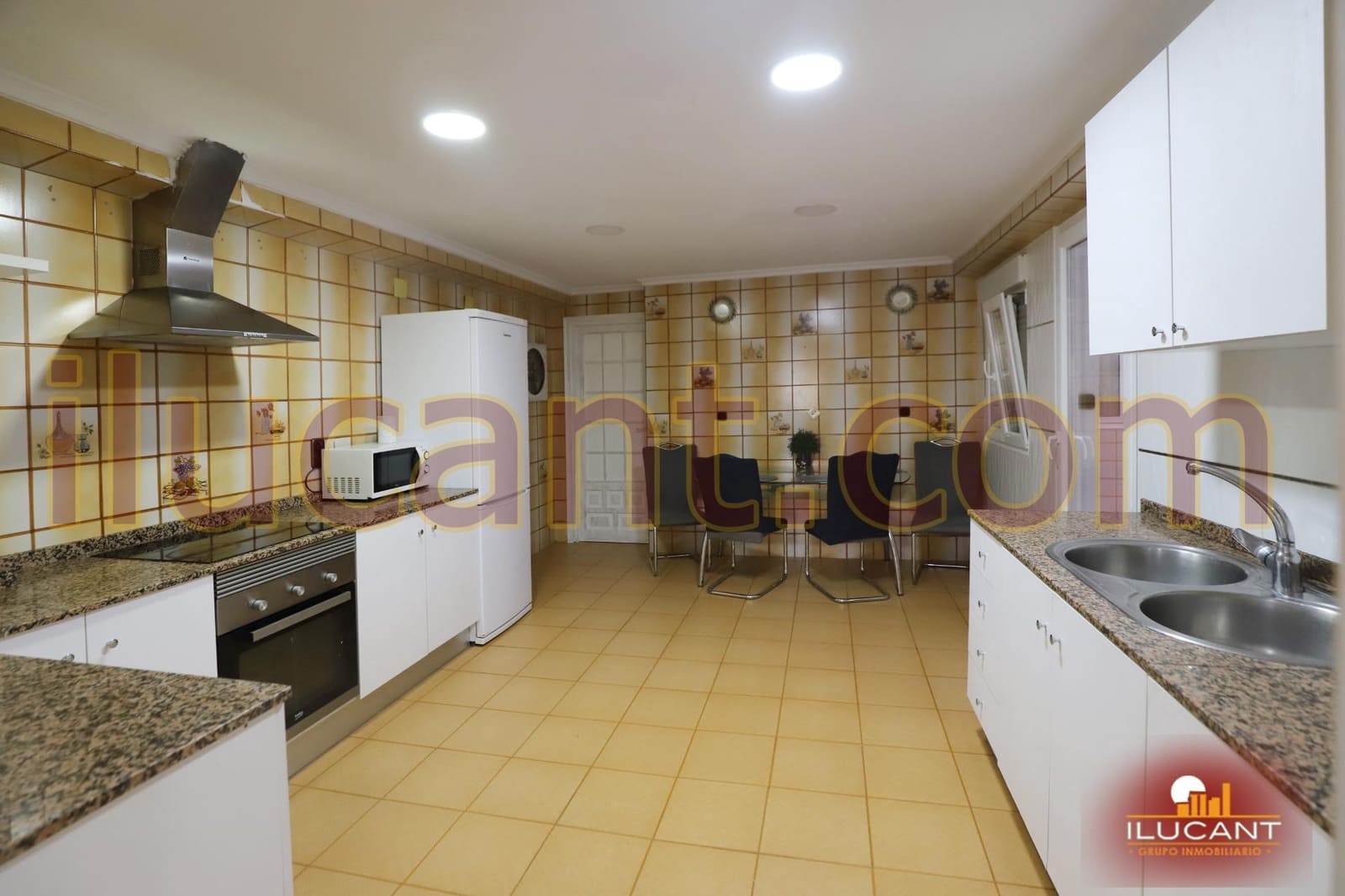 2 soverom Leilighet til salgs i Alicante by - € 250 000 (Ref: 9367444)