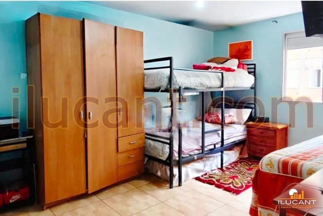 3 soverom Leilighet til salgs i Colonia Requena, Alicante by - € 83 000 (Ref: 9367445)