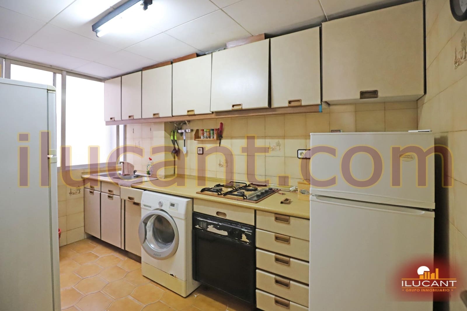 Piso de 3 habitaciones en Alicante / Alacant ciudad en venta - 134.000 € (Ref: 9446291)