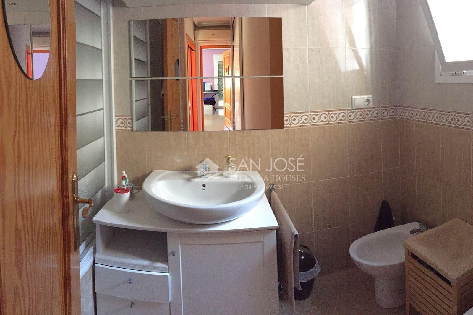 Pareado de 3 habitaciones en Monforte del Cid en venta - 210.000 € (Ref: 10011616)