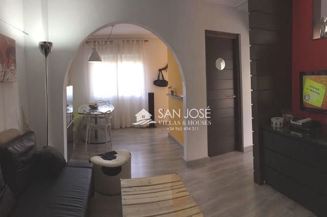 Pareado de 3 habitaciones en Monforte del Cid en venta - 210.000 € (Ref: 10011616)