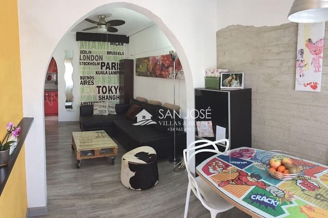 Pareado de 3 habitaciones en Monforte del Cid en venta - 210.000 € (Ref: 10011616)