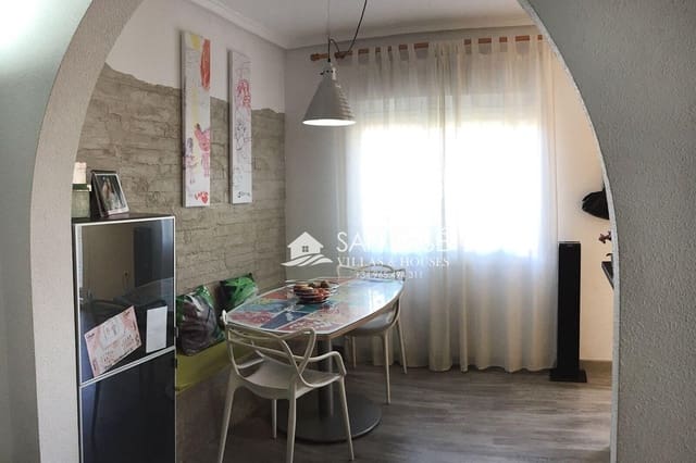 Pareado de 3 habitaciones en Monforte del Cid en venta - 210.000 € (Ref: 10011616)