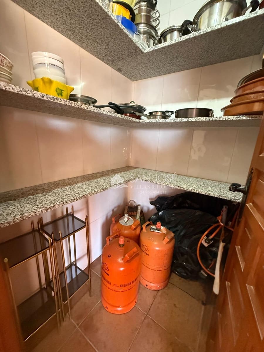 Chalet de 2 habitaciones en Novelda en venta - 275.000 € (Ref: 10035553)