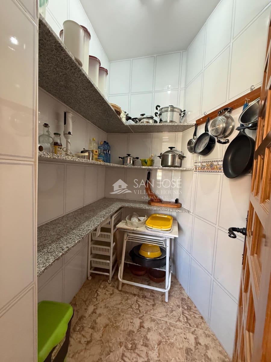Chalet de 2 habitaciones en Novelda en venta - 275.000 € (Ref: 10035553)