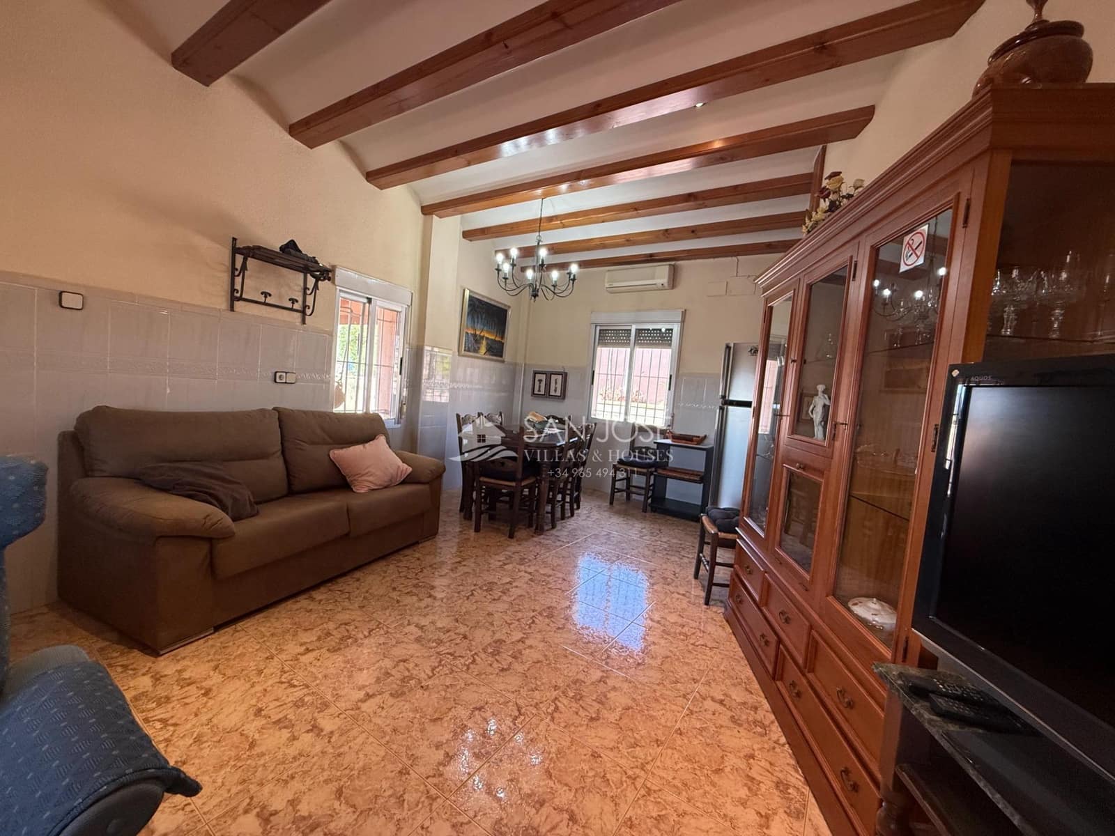 Chalet de 2 habitaciones en Novelda en venta - 275.000 € (Ref: 10035553)