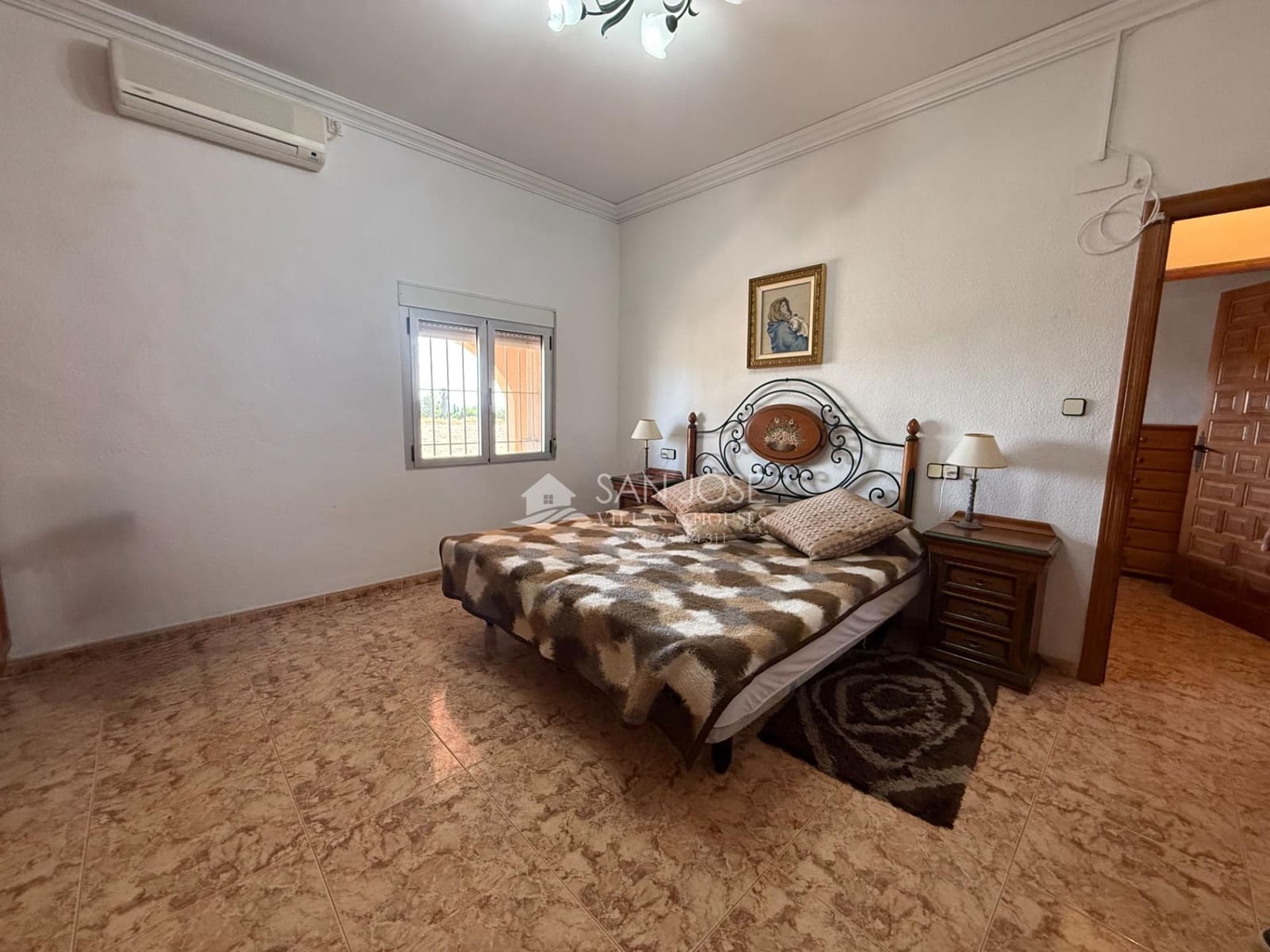 Chalet de 2 habitaciones en Novelda en venta - 275.000 € (Ref: 10035553)