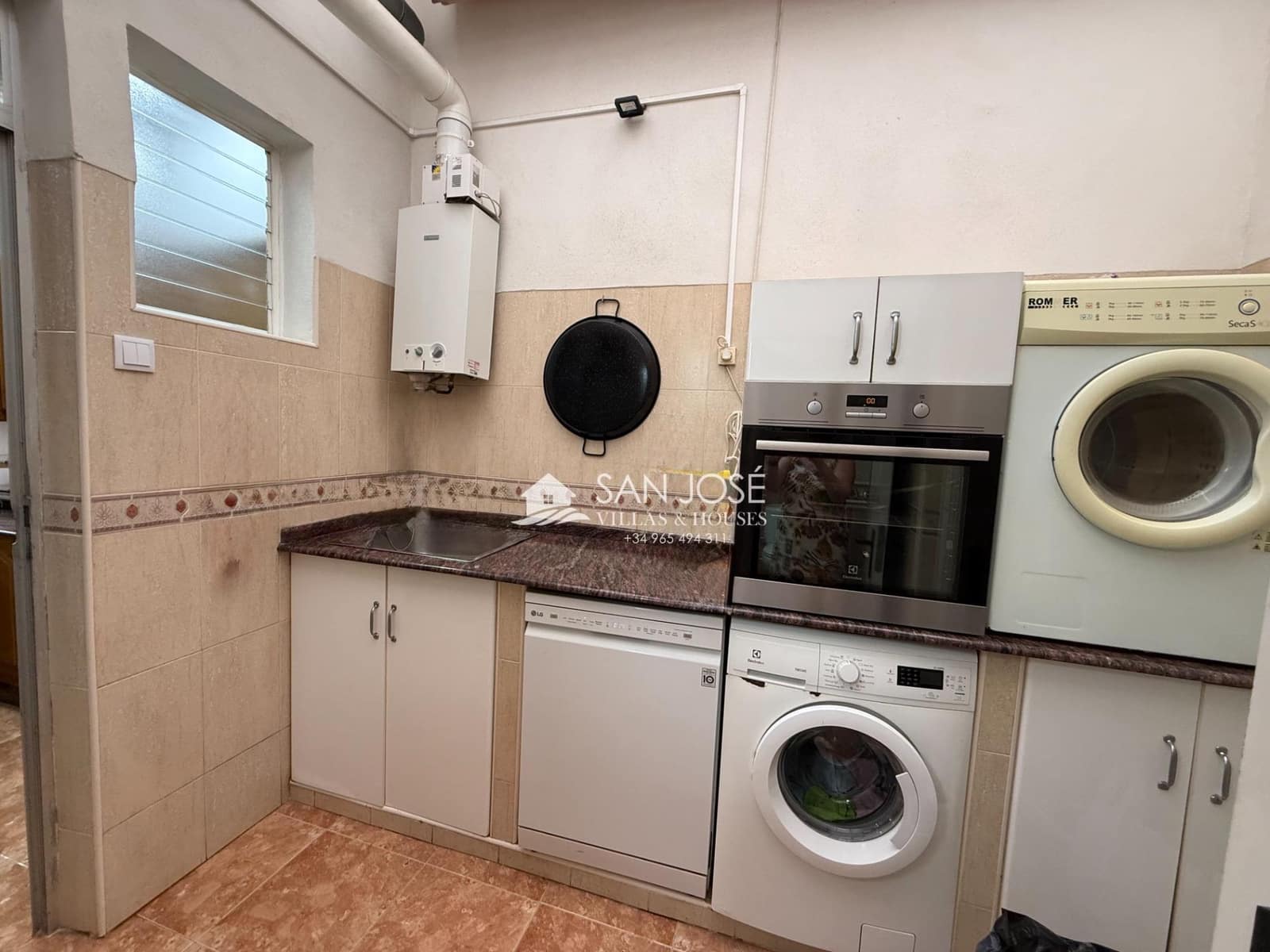 5 soverom Hus til salgs i Aspe - € 249 000 (Ref: 10047521)