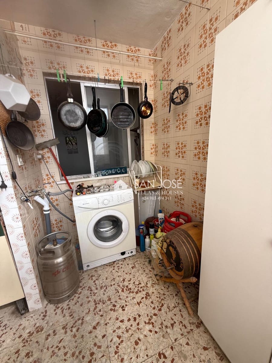 Piso de 4 habitaciones en Novelda en venta - 157.260 € (Ref: 10049546)