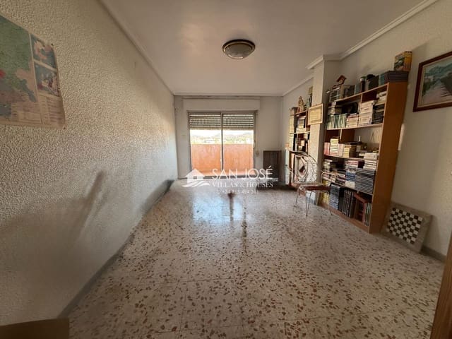 Piso de 4 habitaciones en Novelda en venta - 157.260 € (Ref: 10049546)