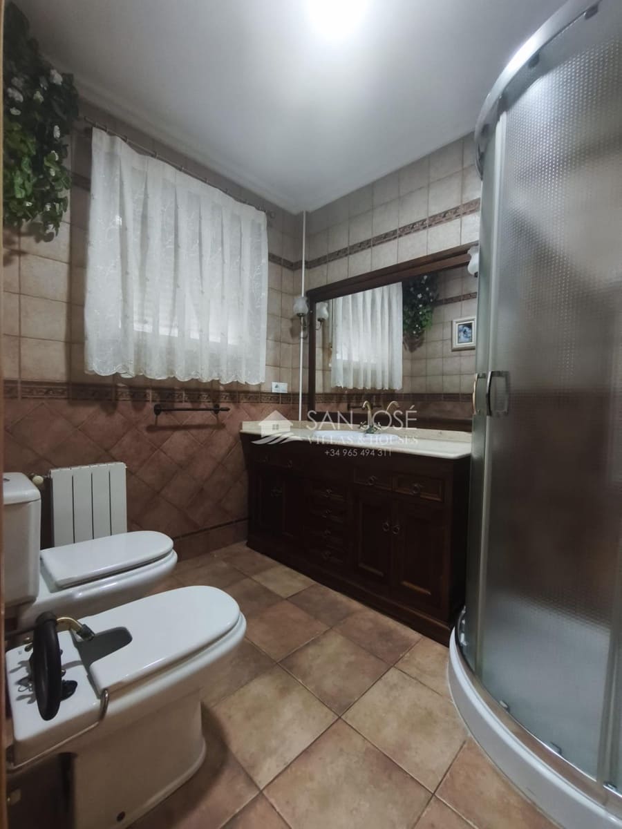 4 soverom Bungalow til leie i Aspe - € 850 (Ref: 10055530)
