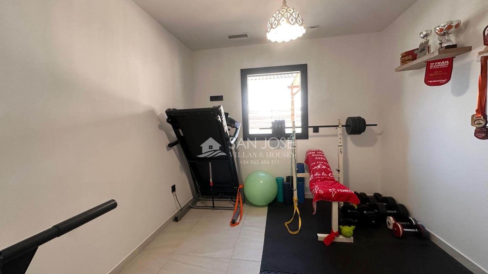 3 makuuhuone Huvila vuokrattavana paikassa Aspe mukana uima-altaan - 2 400 € (Ref: 10055531)