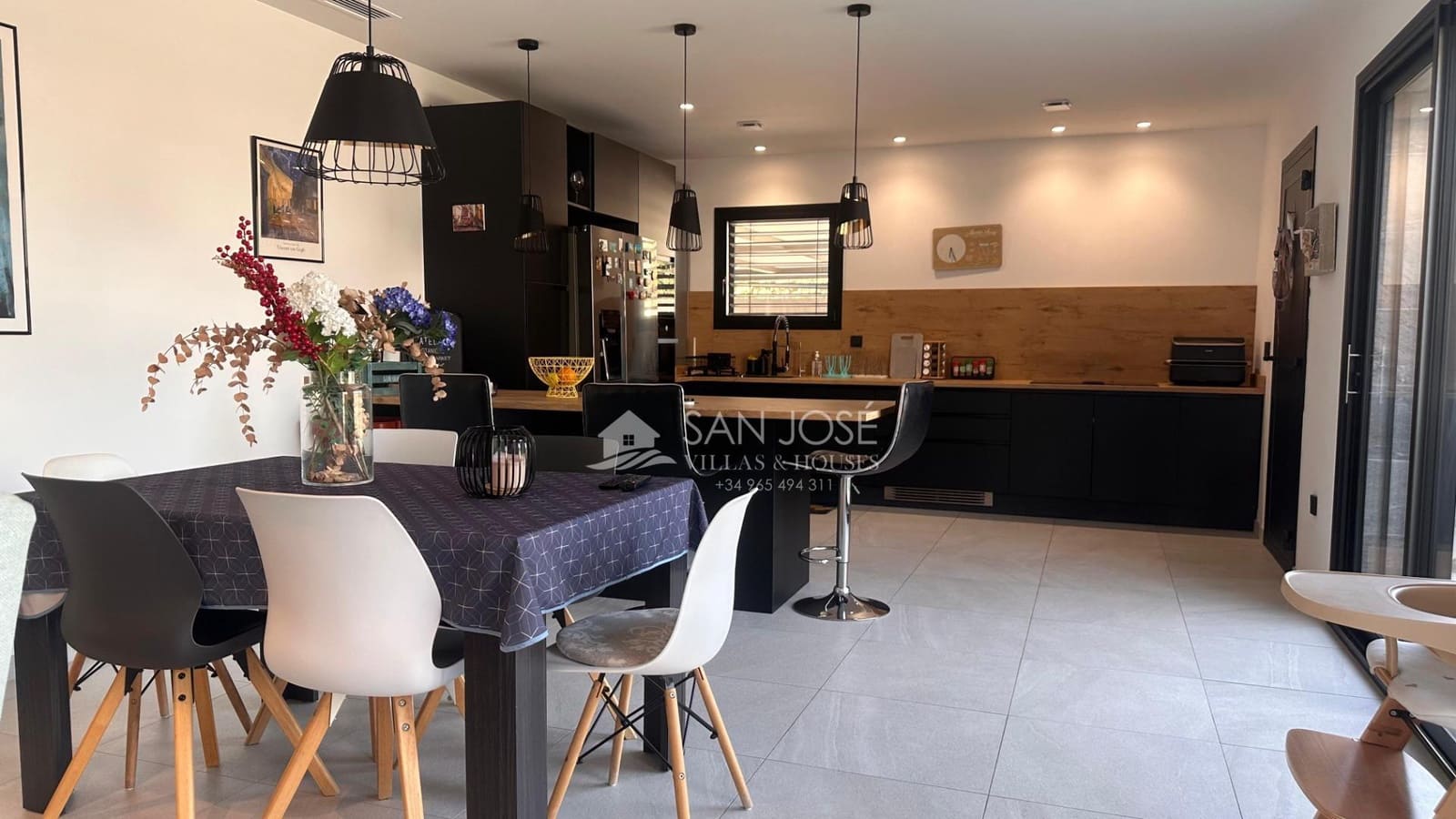 3 makuuhuone Huvila vuokrattavana paikassa Aspe mukana uima-altaan - 2 400 € (Ref: 10055531)
