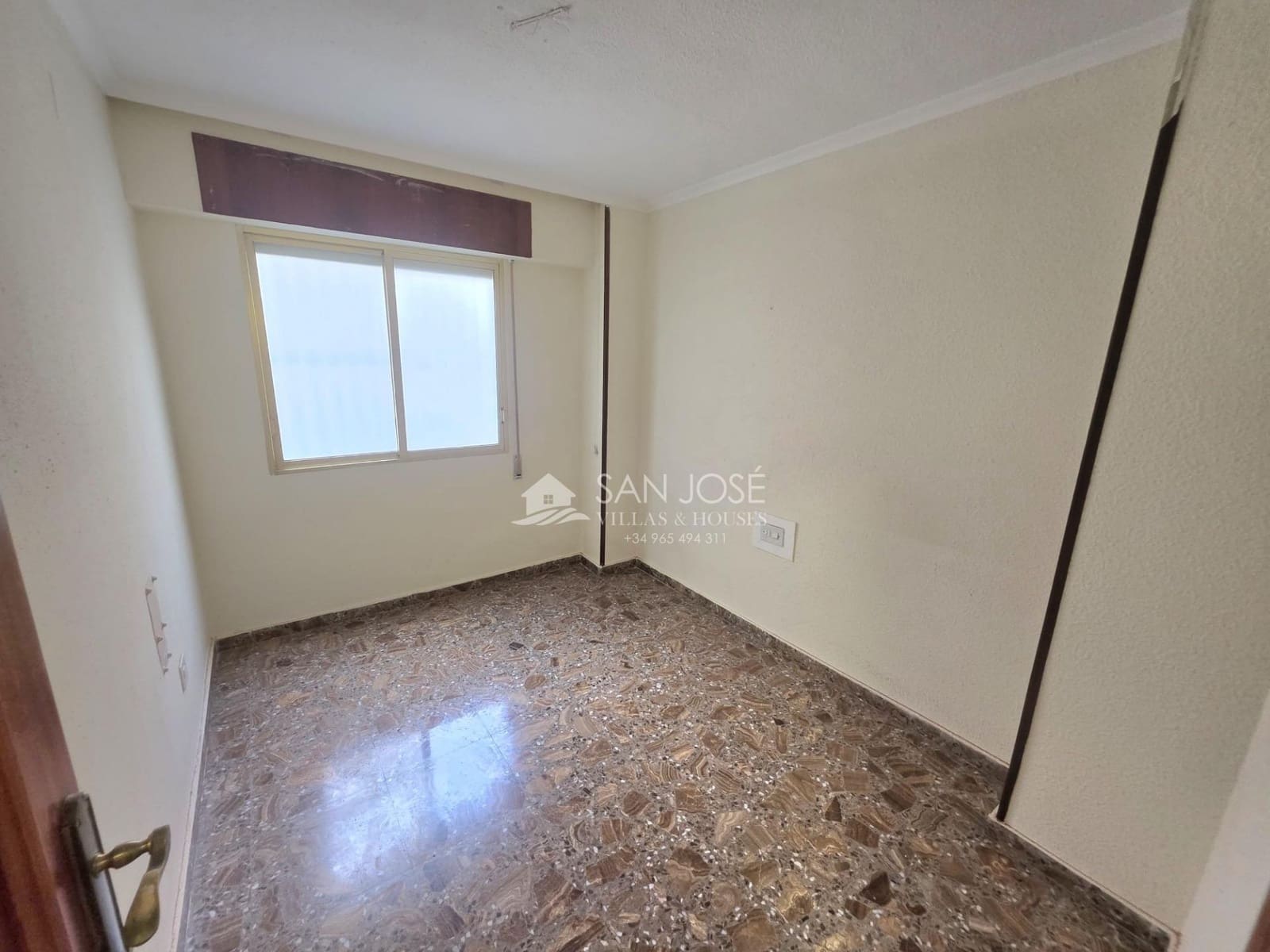 4 Zimmer Wohnung zu verkaufen in San Vicente / Sant Vicent del Raspeig mit Garage - 270.000 € (Ref: 10062194)