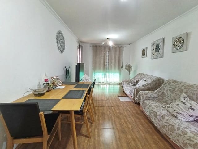 Piso de 3 habitaciones en La Romana en venta - 125.050 € (Ref: 10064616)