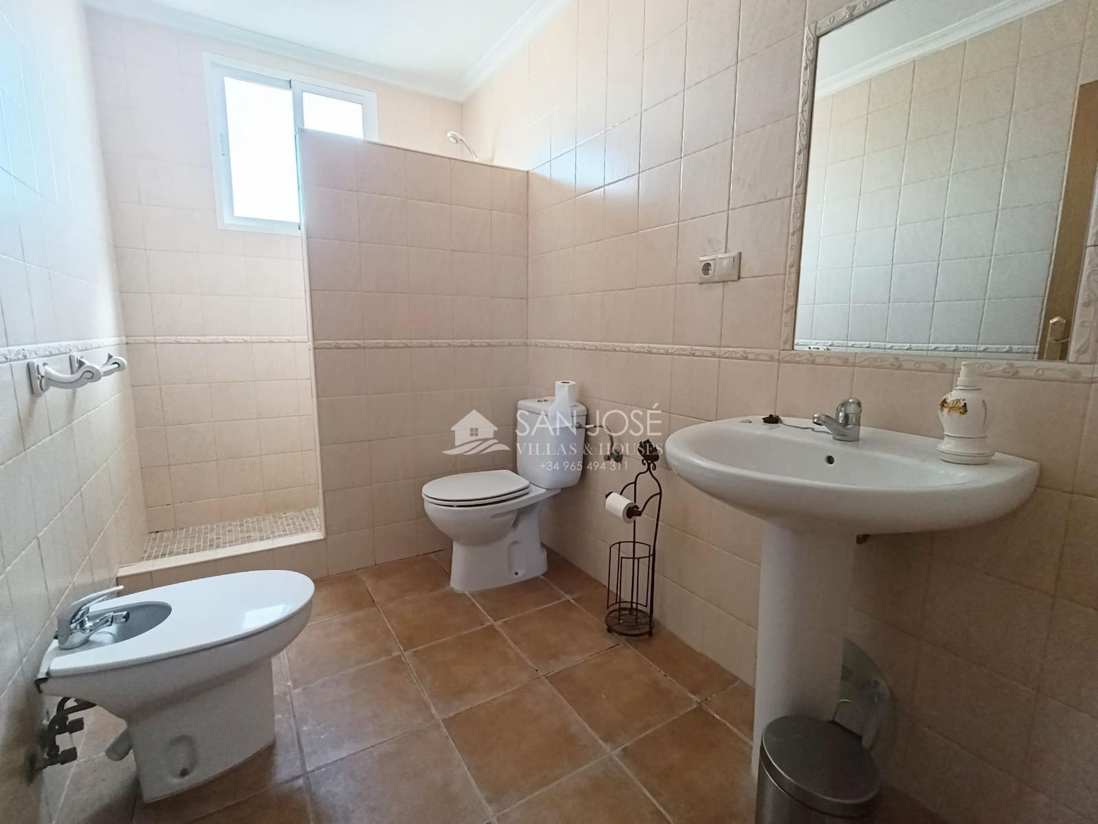 3 Zimmer Villa zu verkaufen in Pinoso mit Pool - 325.000 € (Ref: 10064619)