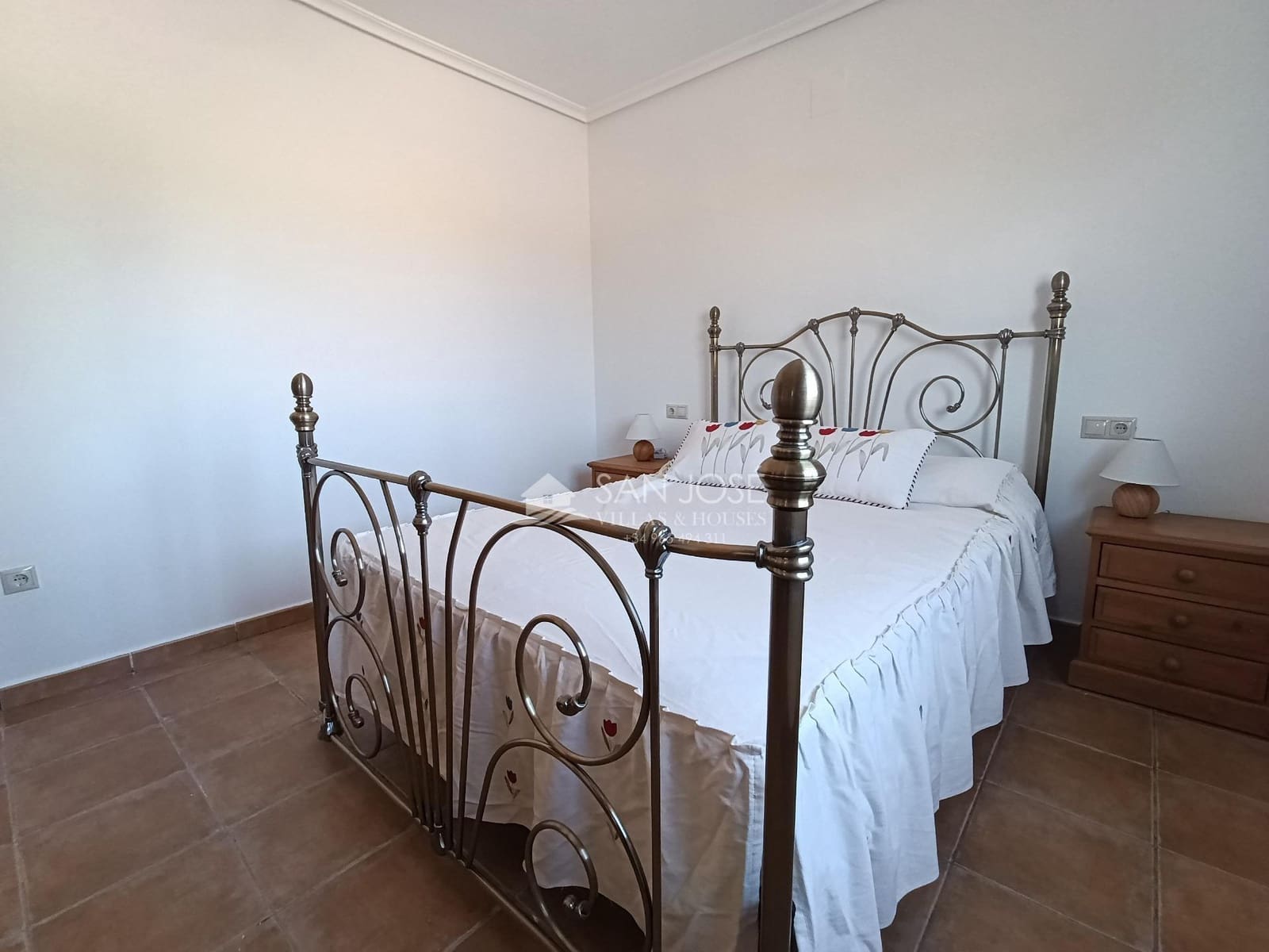 3 Zimmer Villa zu verkaufen in Pinoso mit Pool - 325.000 € (Ref: 10064619)