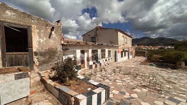 4 quarto Moradia para venda em L'Algueña / Alguenya com piscina - 207 260 € (Ref: 10098352)