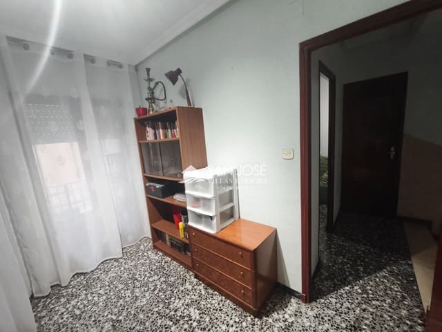 4 makuuhuone Omakotitalo myytävänä paikassa Aspe - 89 050 € (Ref: 10131821)