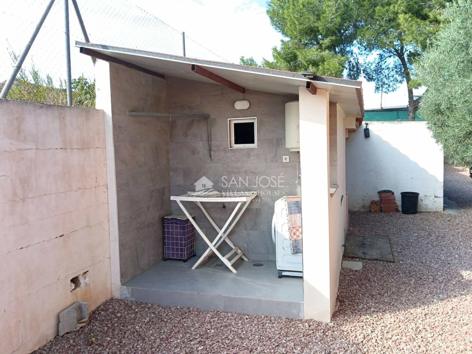 5 soverom Villa til salgs i Monforte del Cid med svømmebasseng garasje - € 366 940 (Ref: 10136012)