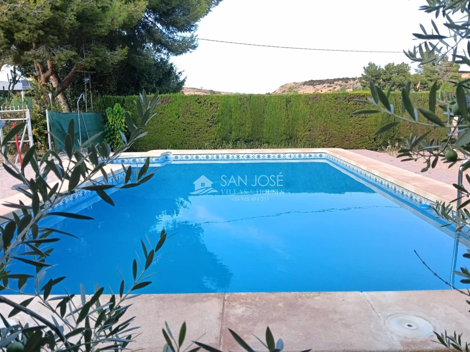 5 soverom Villa til salgs i Monforte del Cid med svømmebasseng garasje - € 366 940 (Ref: 10136012)