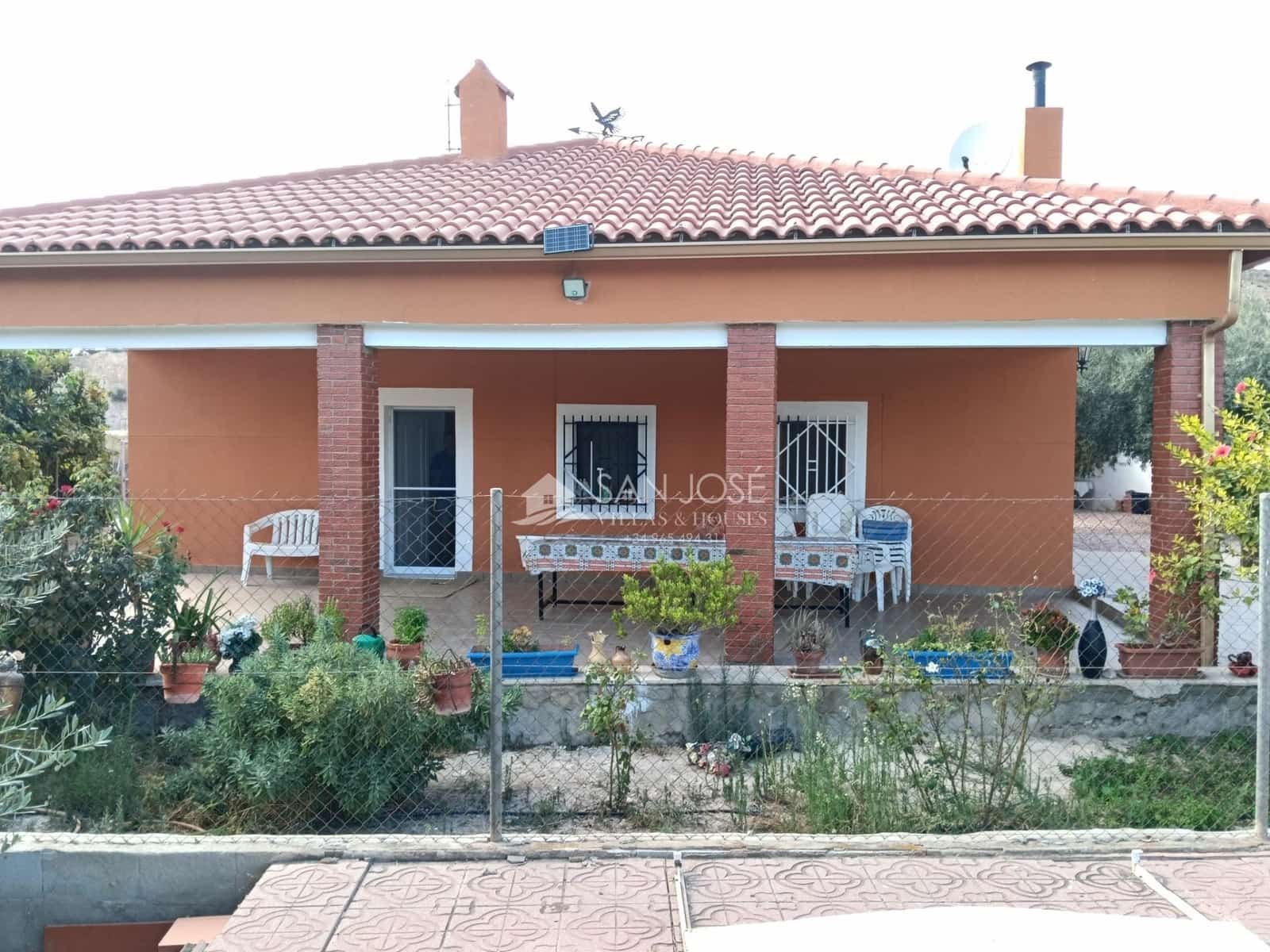 5 soverom Villa til salgs i Monforte del Cid med svømmebasseng garasje - € 366 940 (Ref: 10136012)