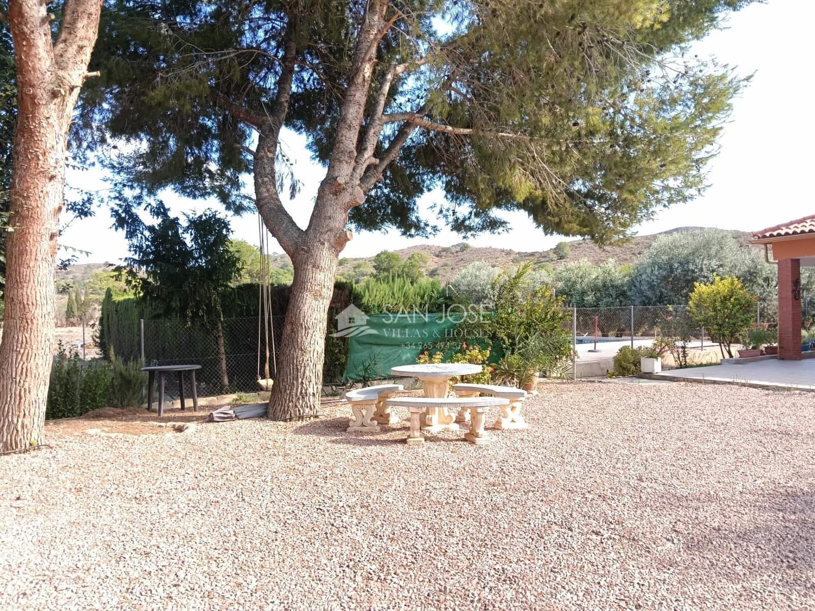 5 soverom Villa til salgs i Monforte del Cid med svømmebasseng garasje - € 366 940 (Ref: 10136012)