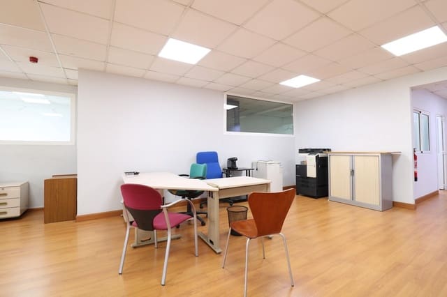Virksomhed til salg i Aspe - € 335.000 (Ref: 10147337)