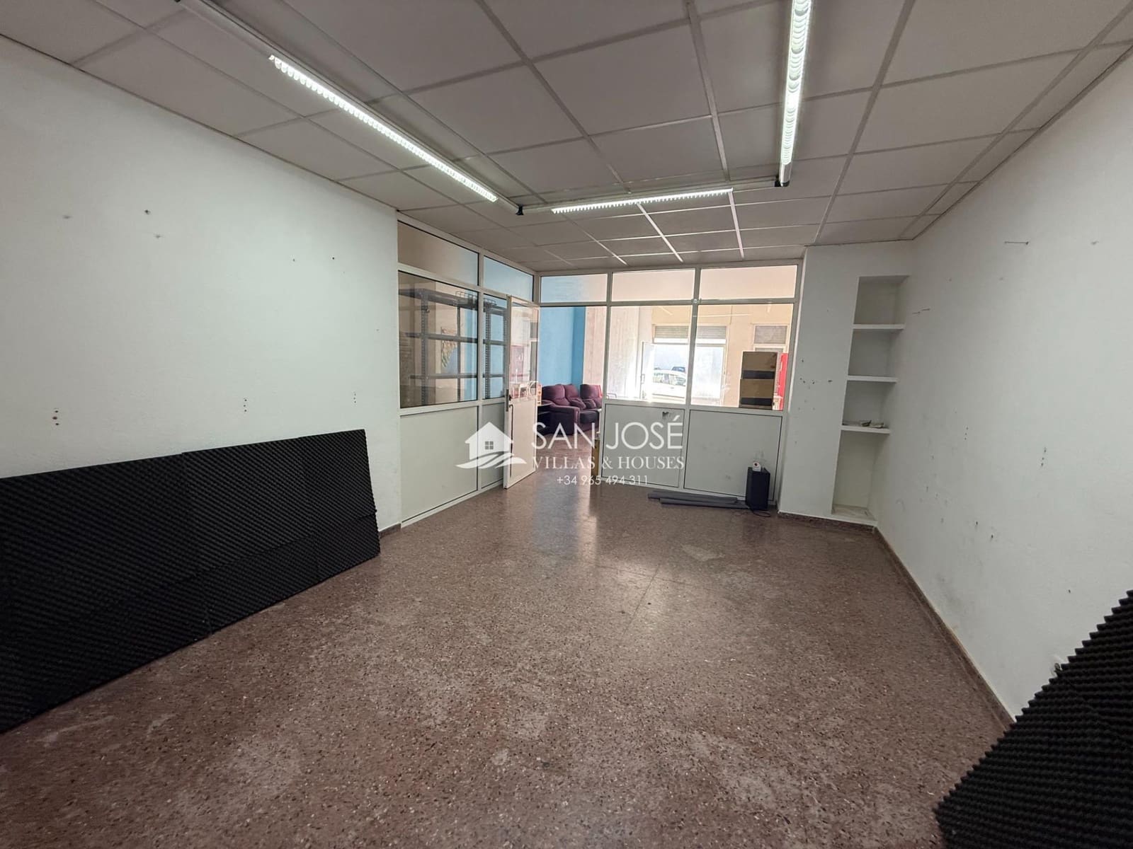 Erhverv til leje i Novelda - € 450 (Ref: 10155450)