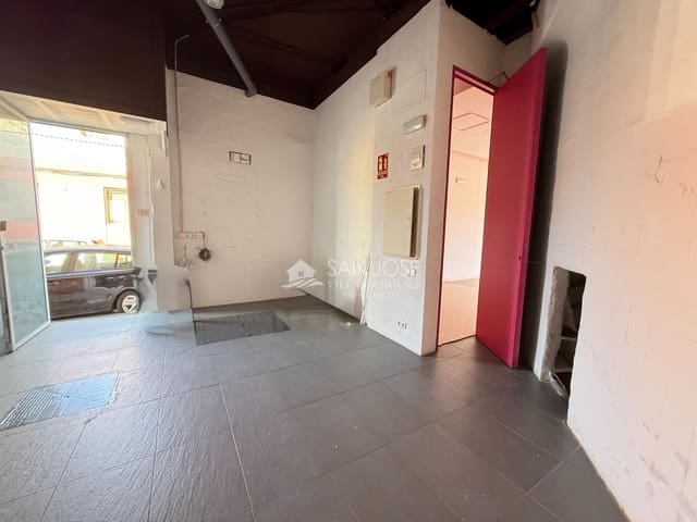 Kaupallinen myytävänä paikassa Petrel / Petrer - 150 000 € (Ref: 10155451)