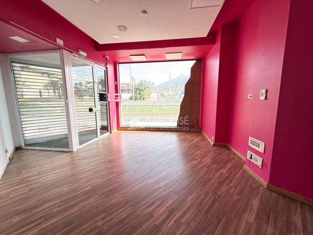 Kaupallinen myytävänä paikassa Petrel / Petrer - 150 000 € (Ref: 10155451)