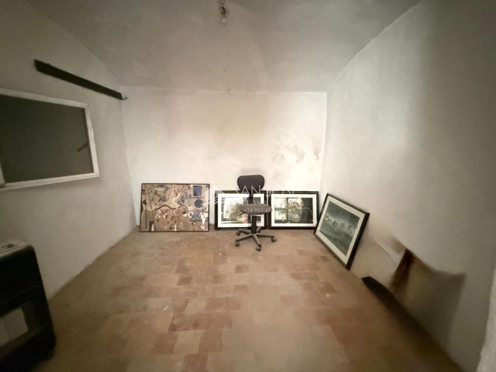 4 bedroom Cave House for sale in Petrel / Petrer - € 62,000 (Ref: 10155452)