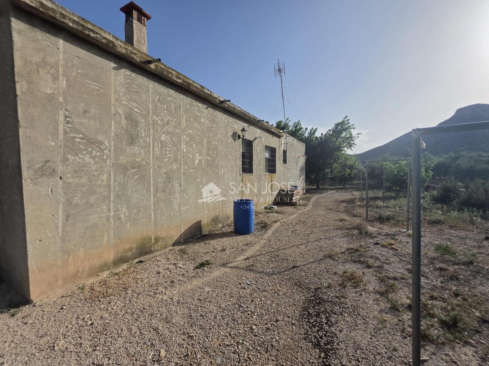 4 soverom Villa til salgs i Aspe med garasje - € 320 000 (Ref: 10155453)